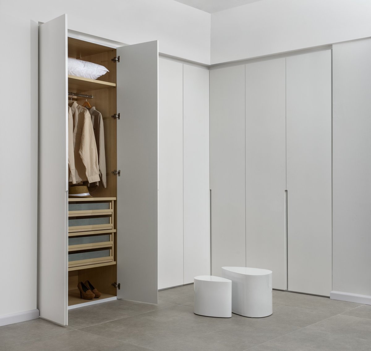 Гардеробная в прихожей