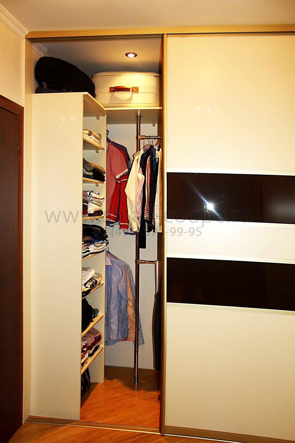 Двери гармошкой для гардеробной