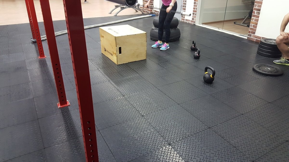 Настил на пол в спортзал