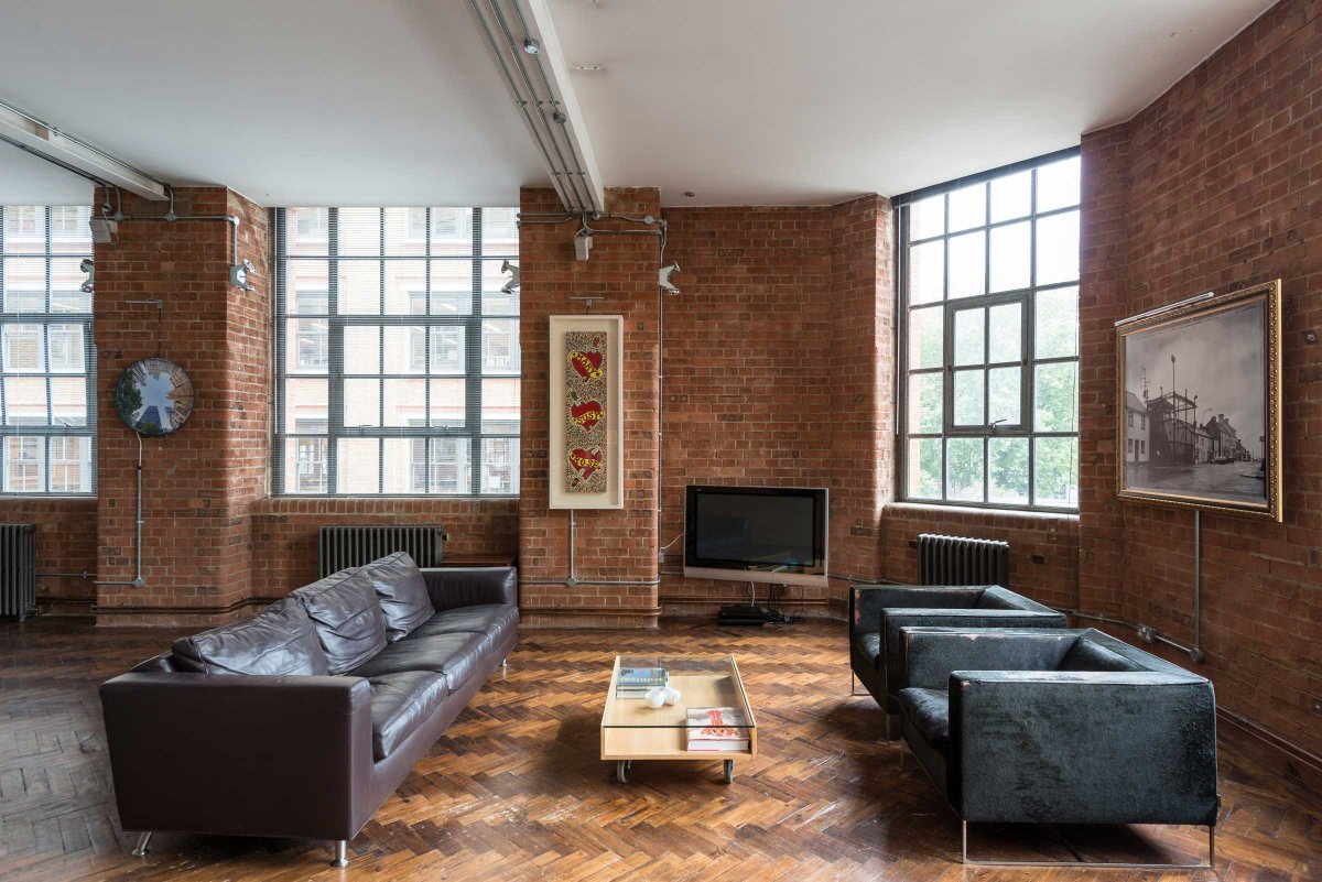 Цвет плинтусов в стиле лофт