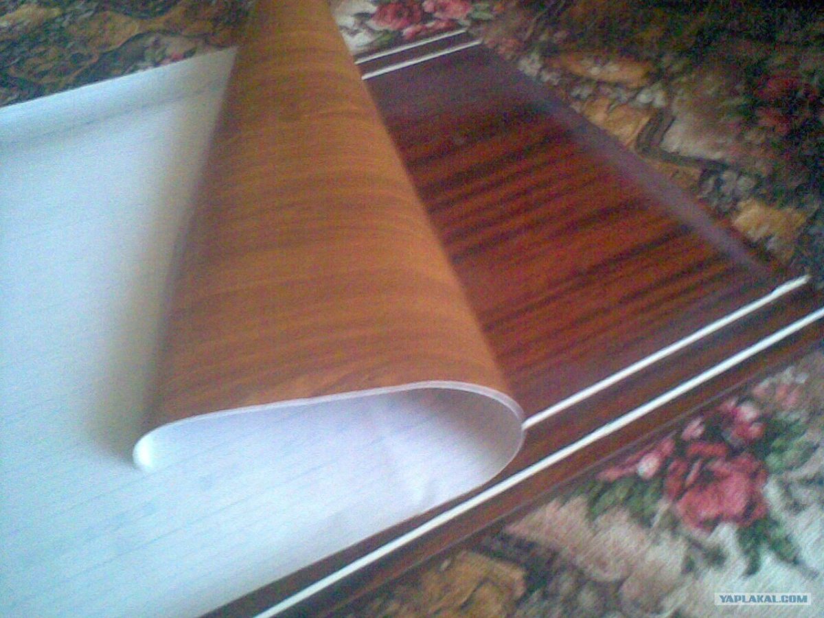 Фотообои на дверь самоклеющиеся