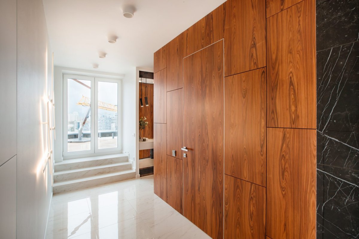 Потайная дверь