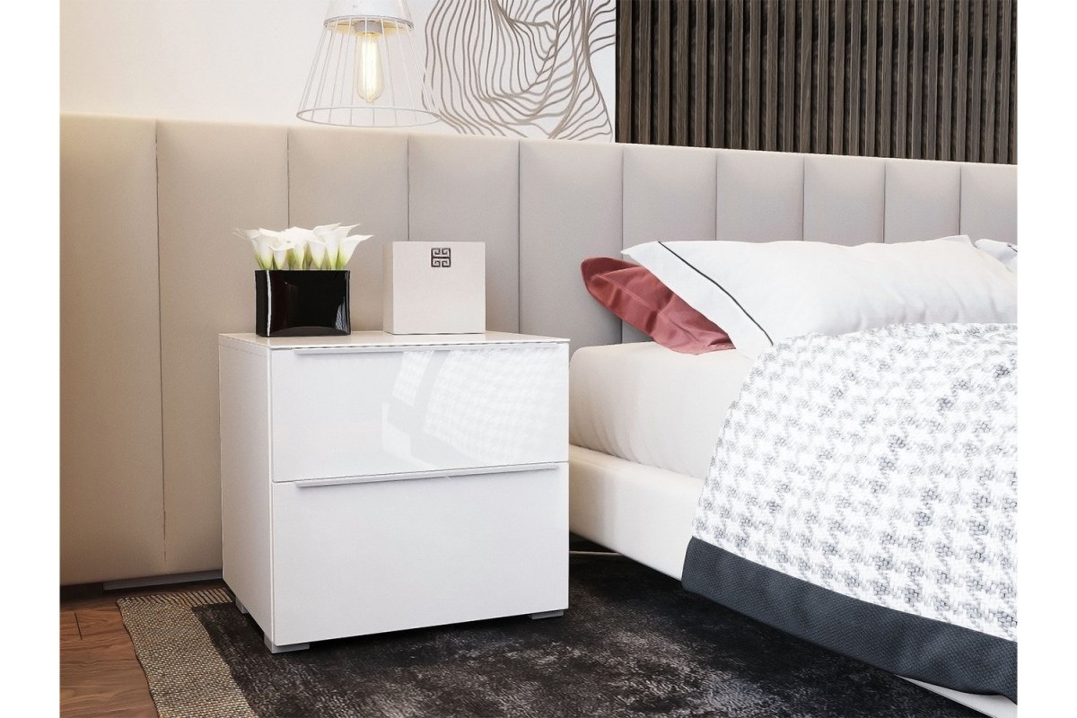 Кровать с подвесными тумбами