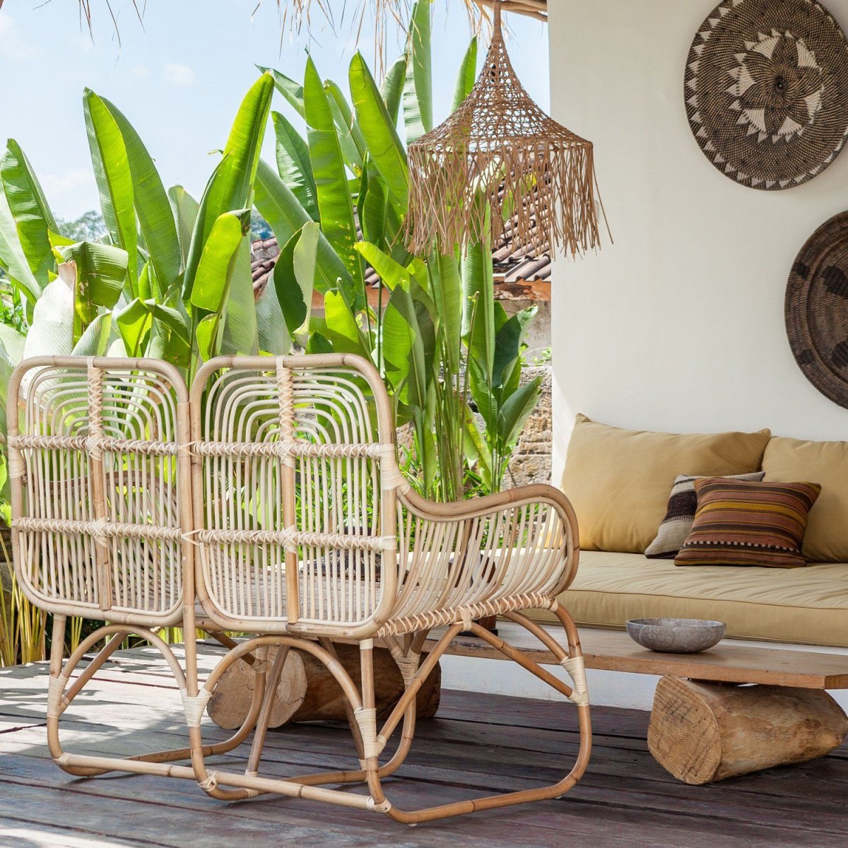 Мебель с элементами бамбука