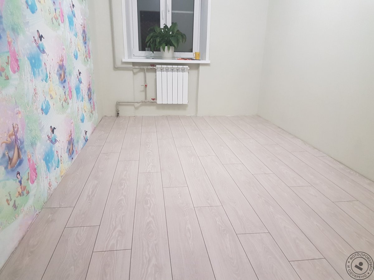 Укладка ламината ступеньками