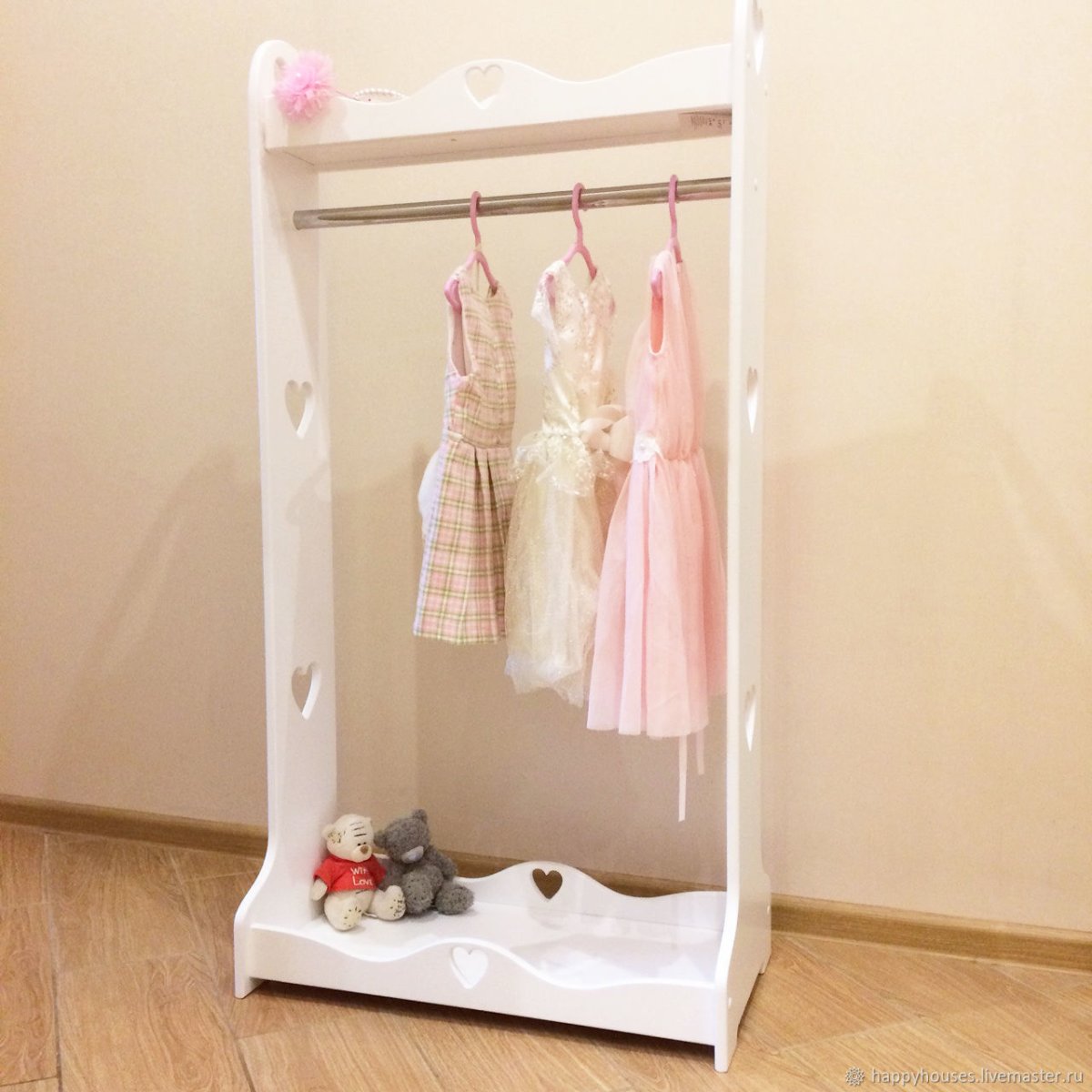 Вешалка в прихожую