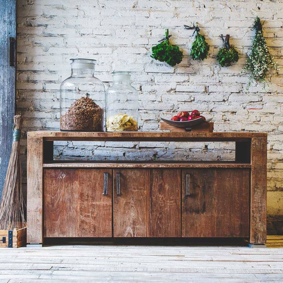 Комод из массива тика Soul