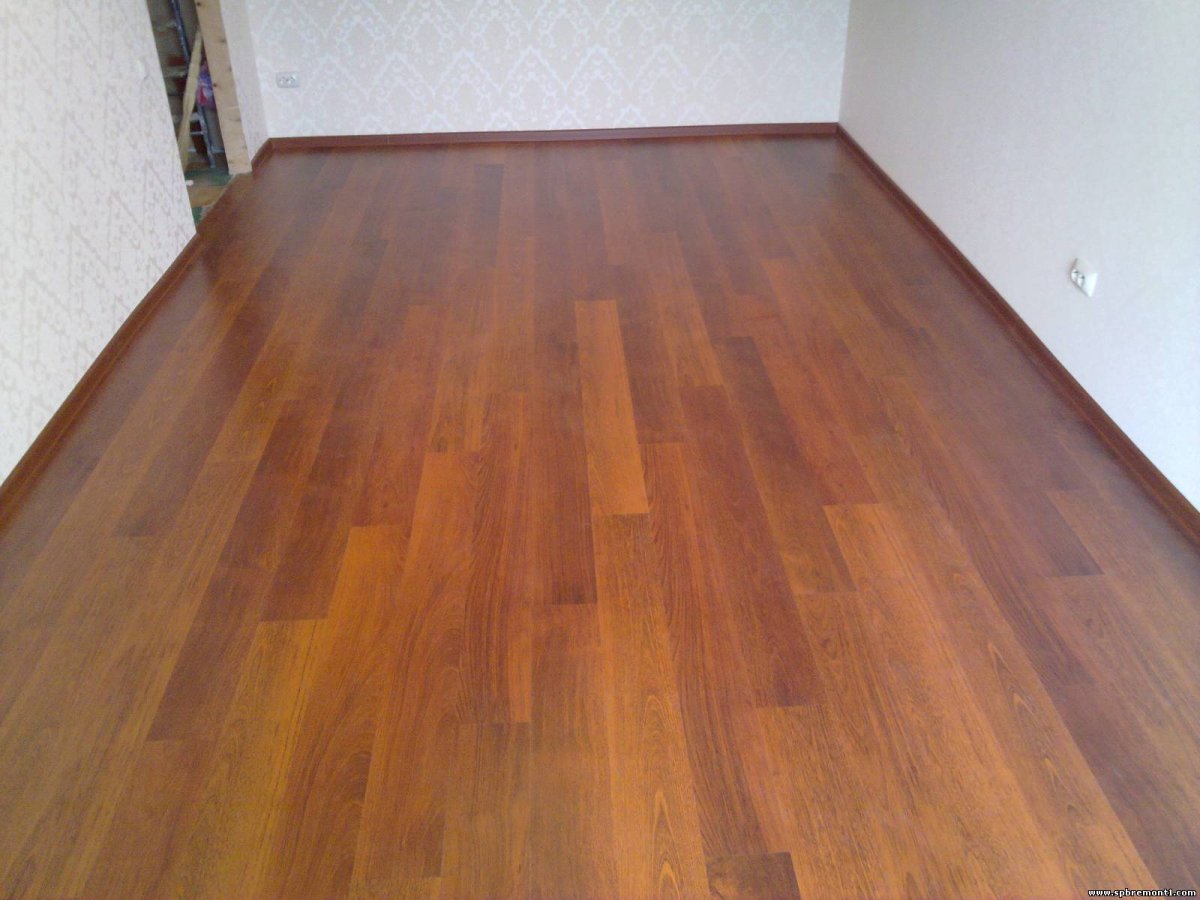 Белый наливной пол с узором