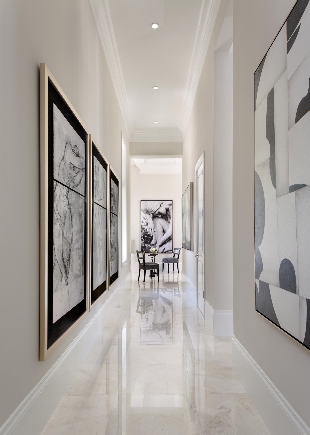 Коммуналки с длинными коридорами