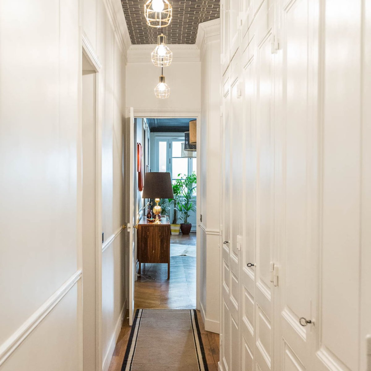 Прихожая в стиле современная классика