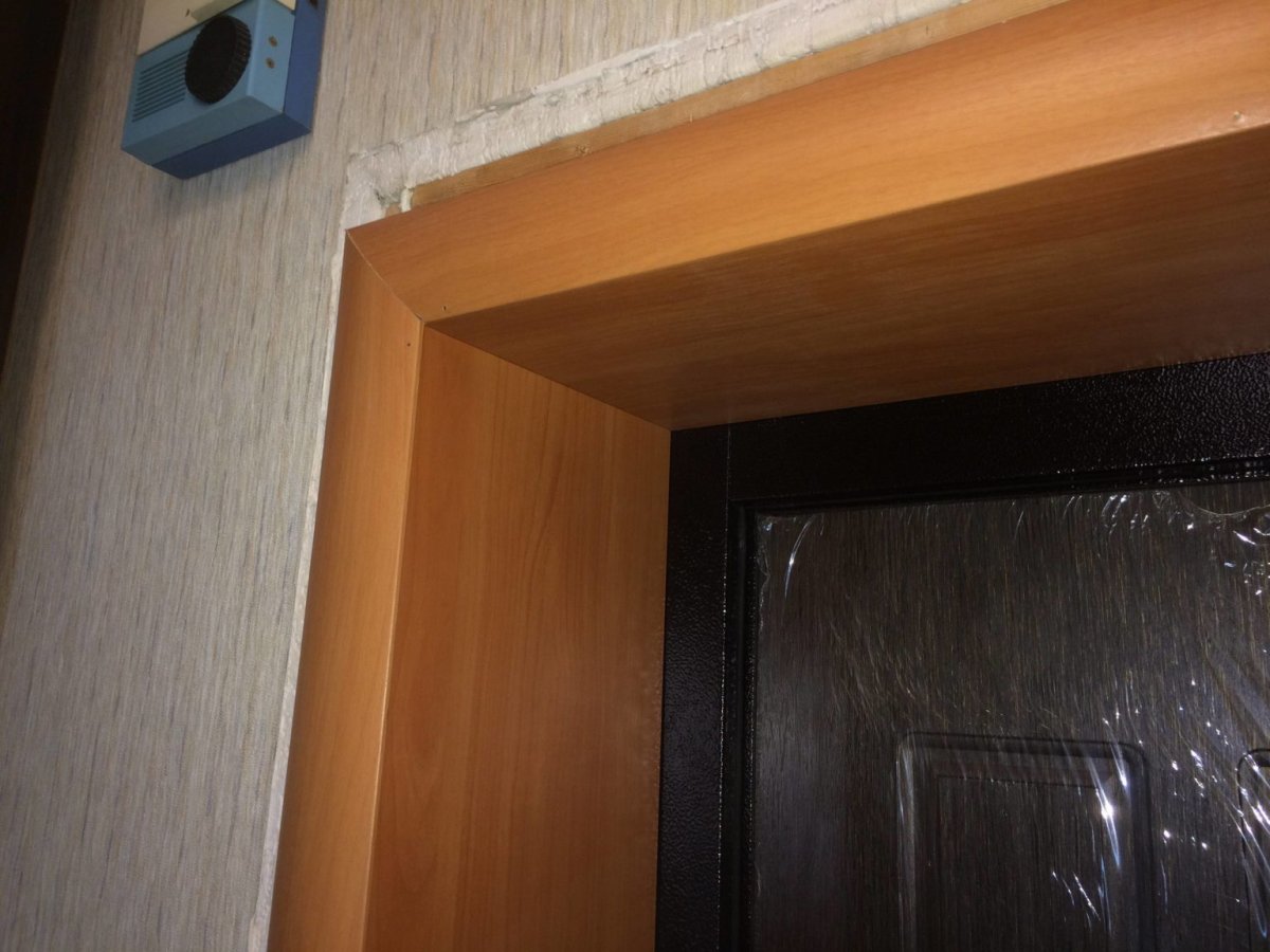 Уголки для дверных откосов