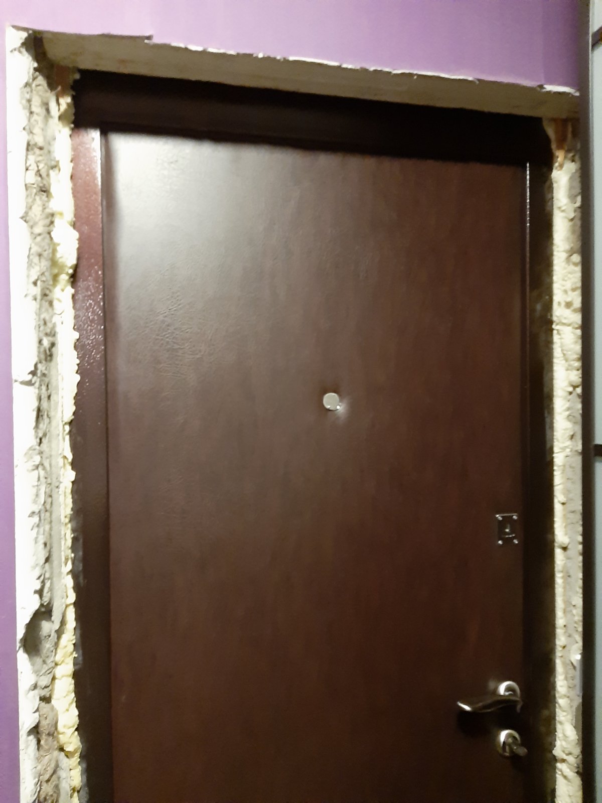 Отделка дверных откосов