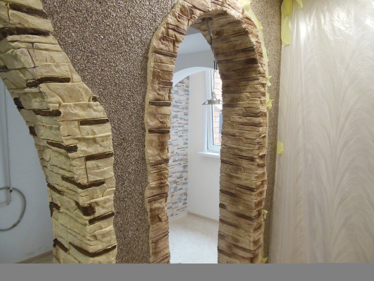 Арка из декоративного камня