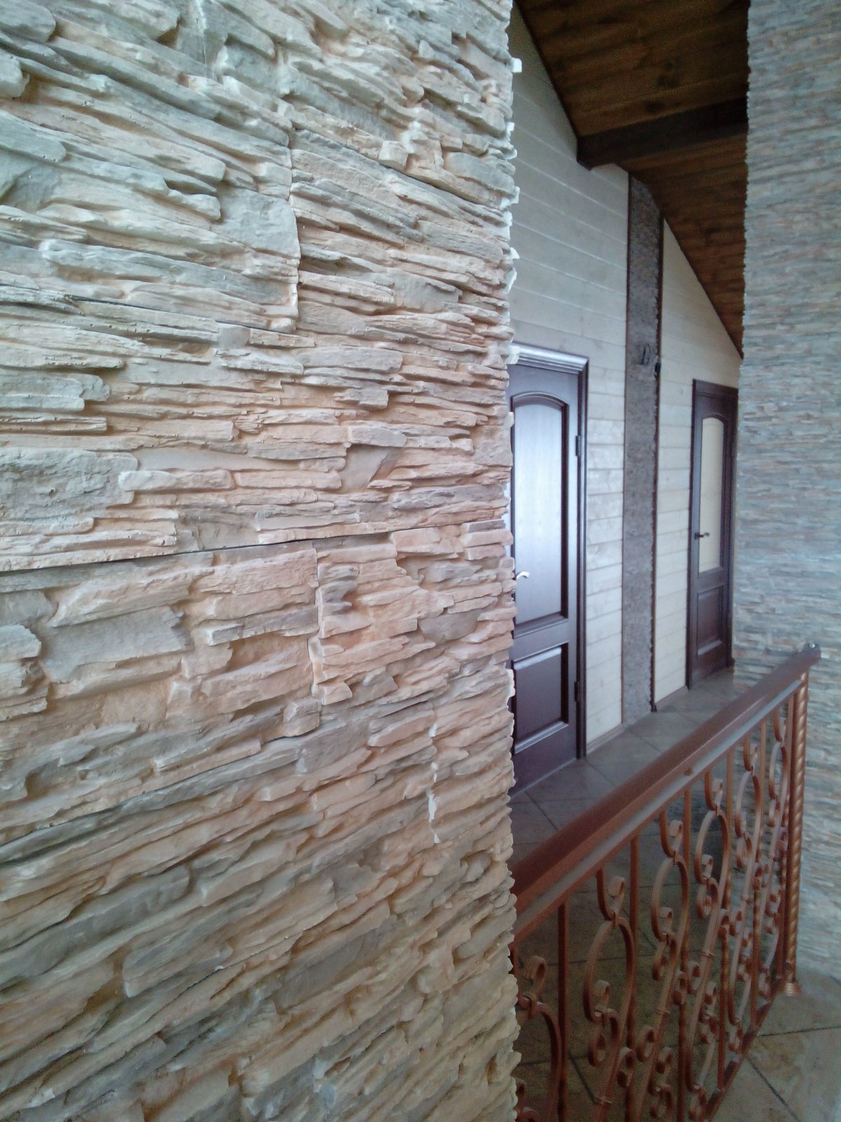 Декоративный камень в интерьере