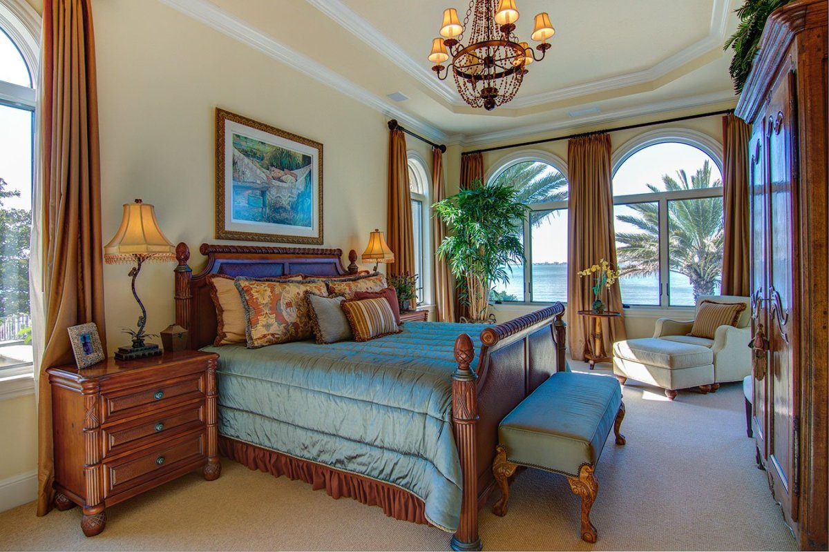 Спальня в средиземноморском стиле