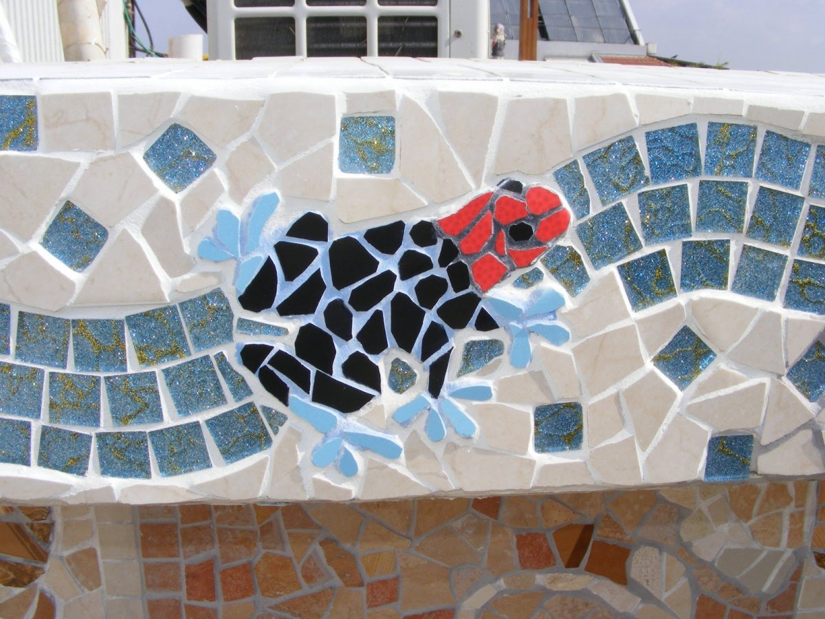 Плитка из битого стекла