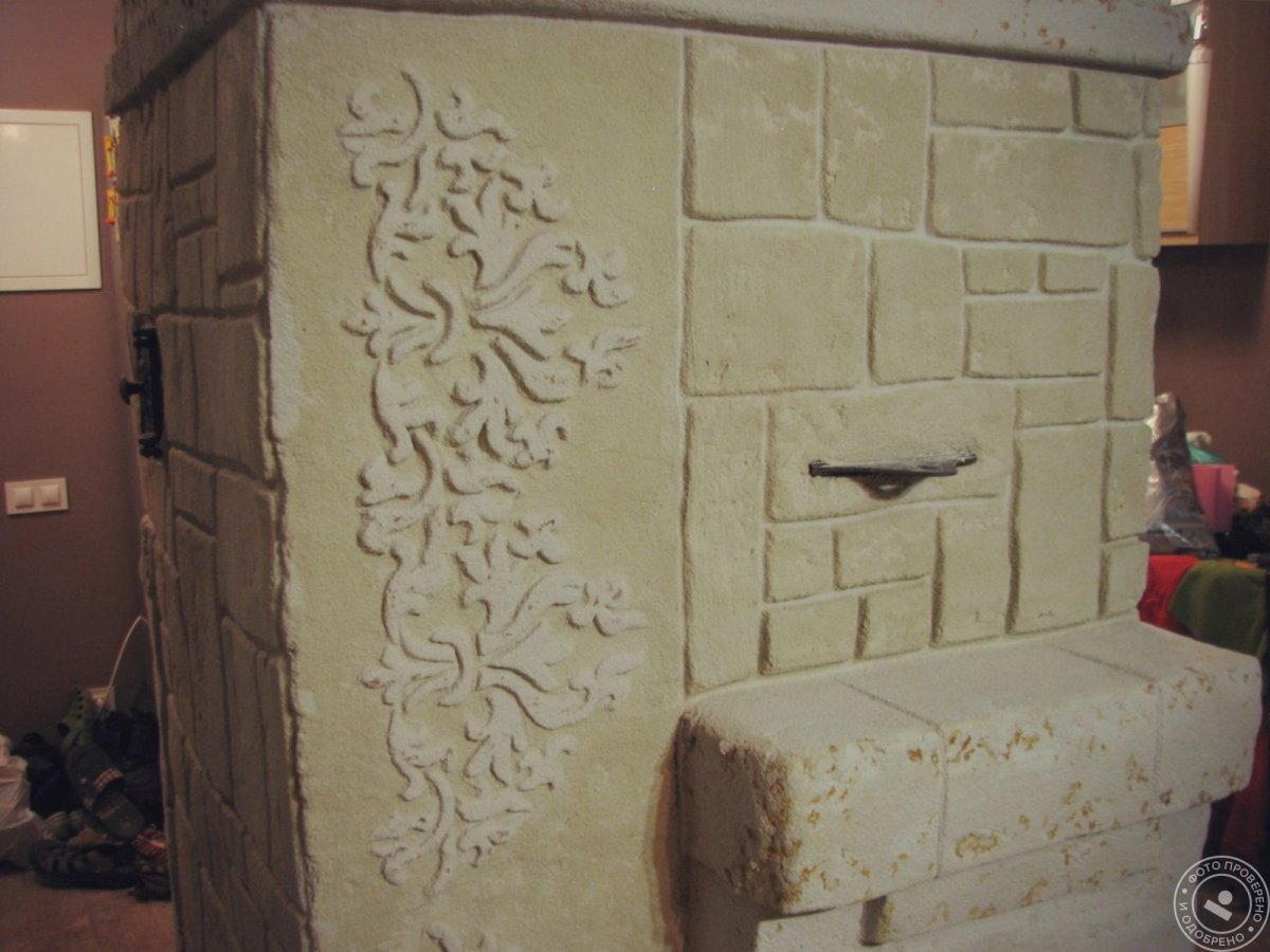 Побелка кирпичной стены
