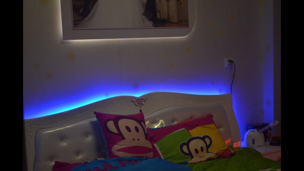 Светодиоды в комнате