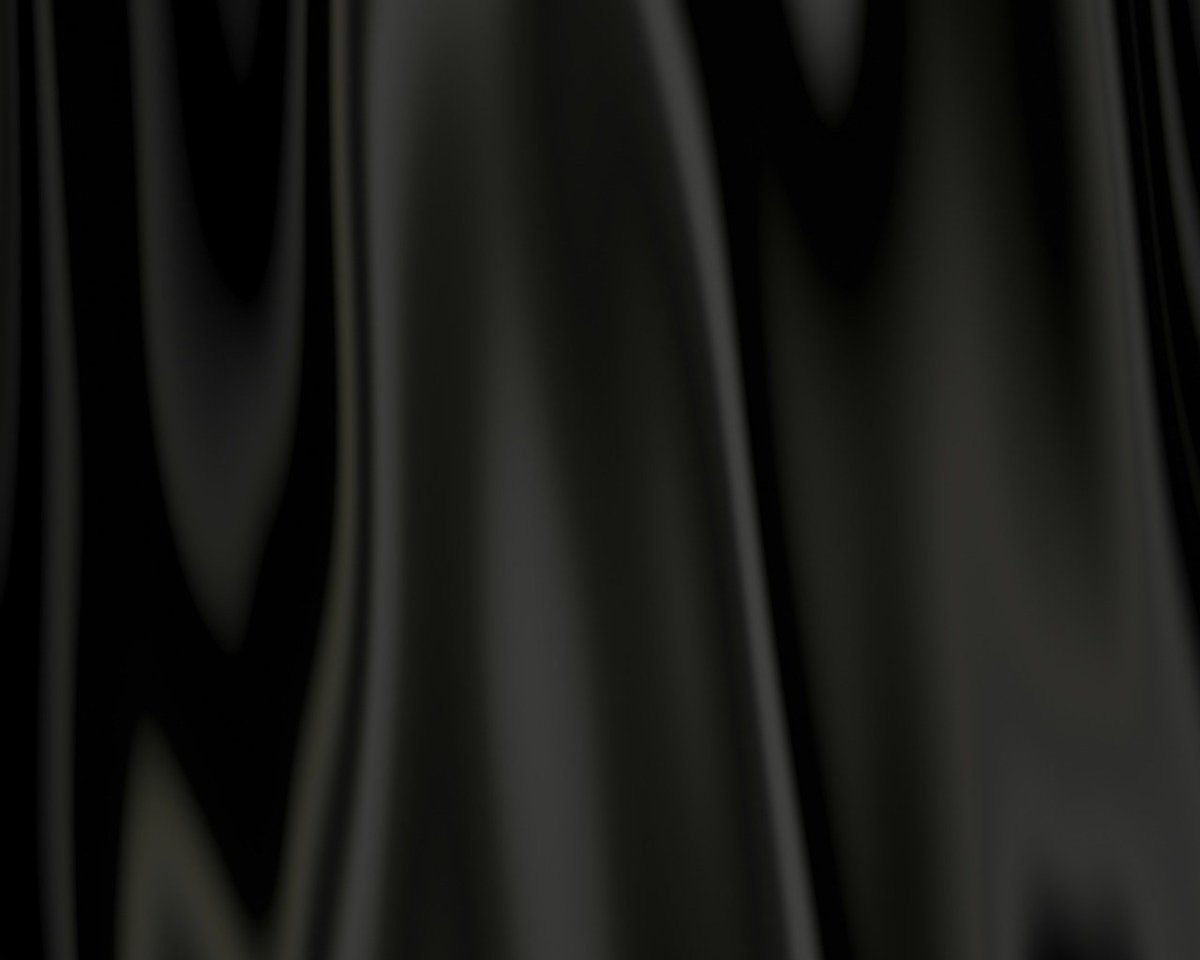 Черная ткань