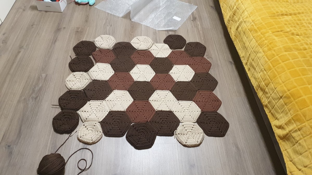 Вязаные трикотажные ковры