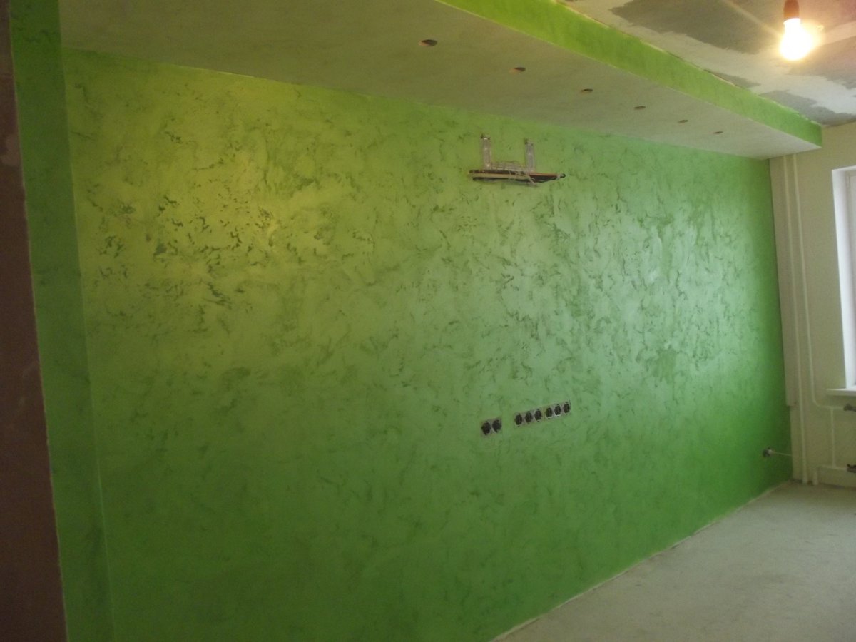 Фактурная штукатурка полосы