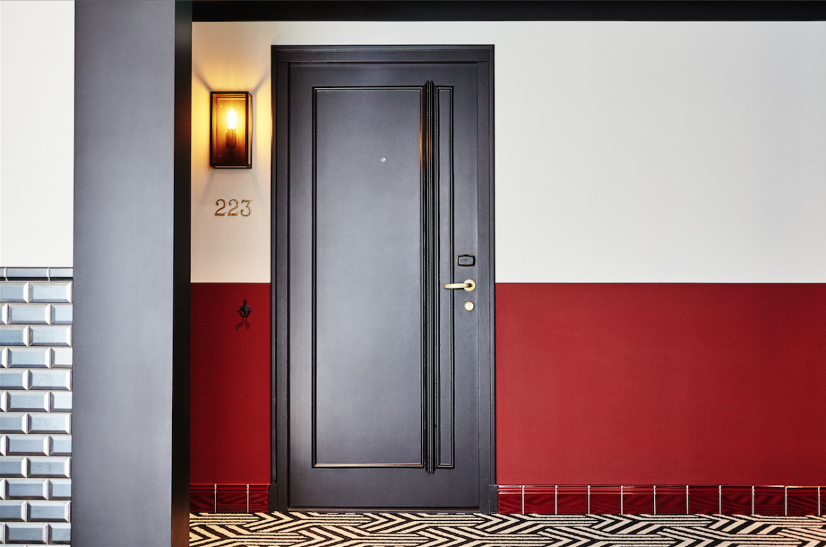 Входная группа гостиницы