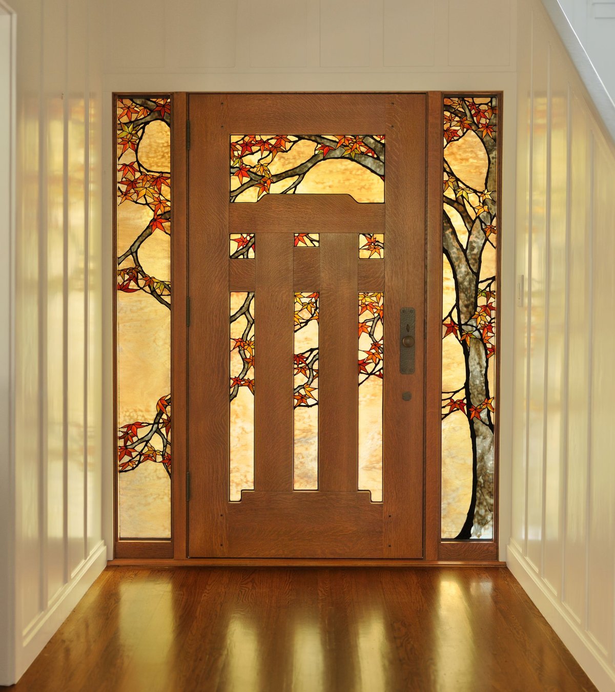 Пластиковые витражи с дверью