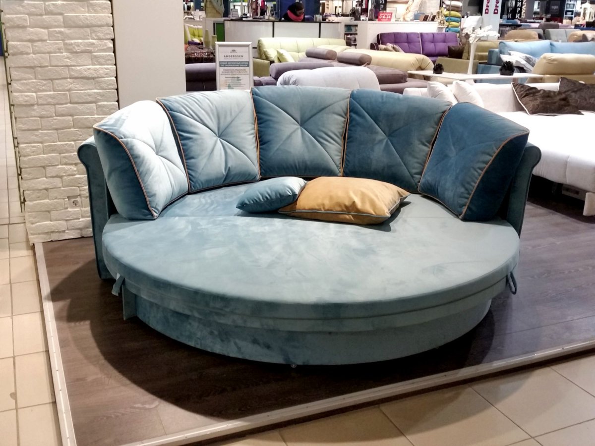 Круглые диваны для гостиной
