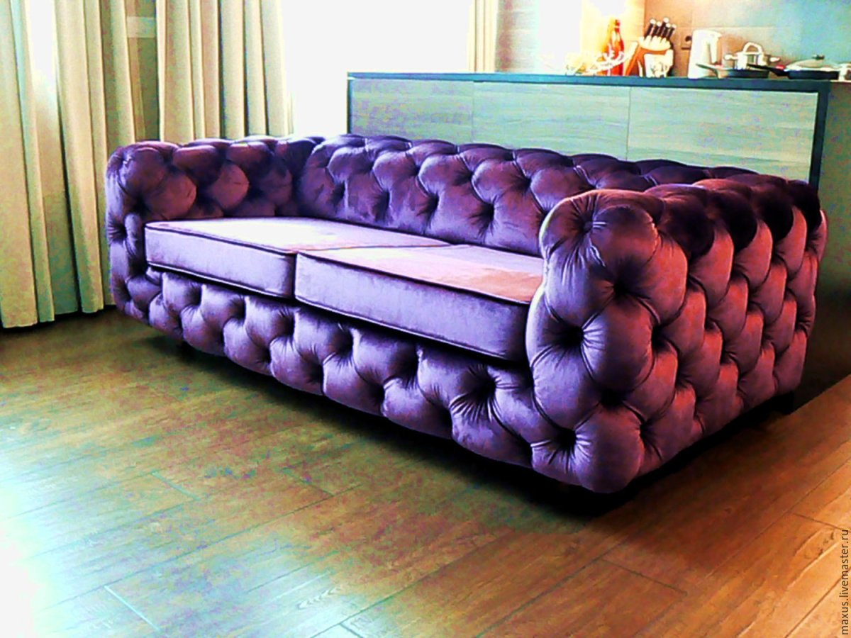 Диван с каретной стяжкой
