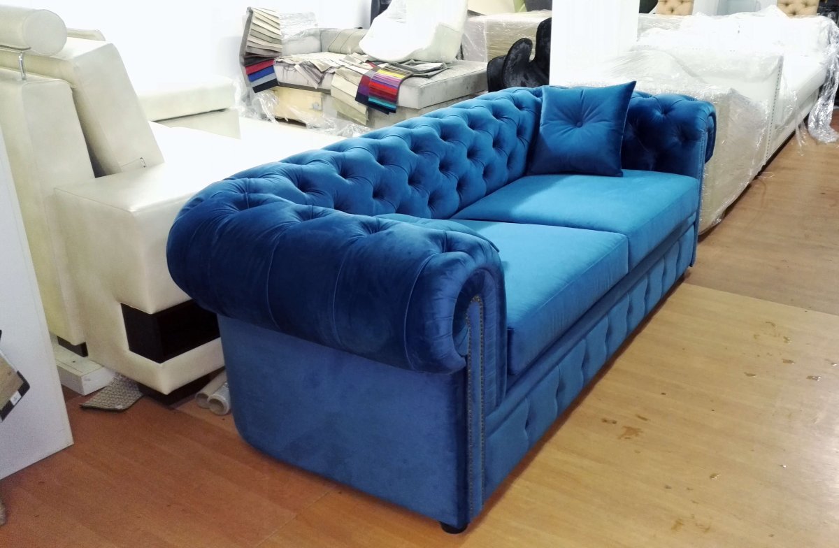 Офисный диван с каретной стяжкой