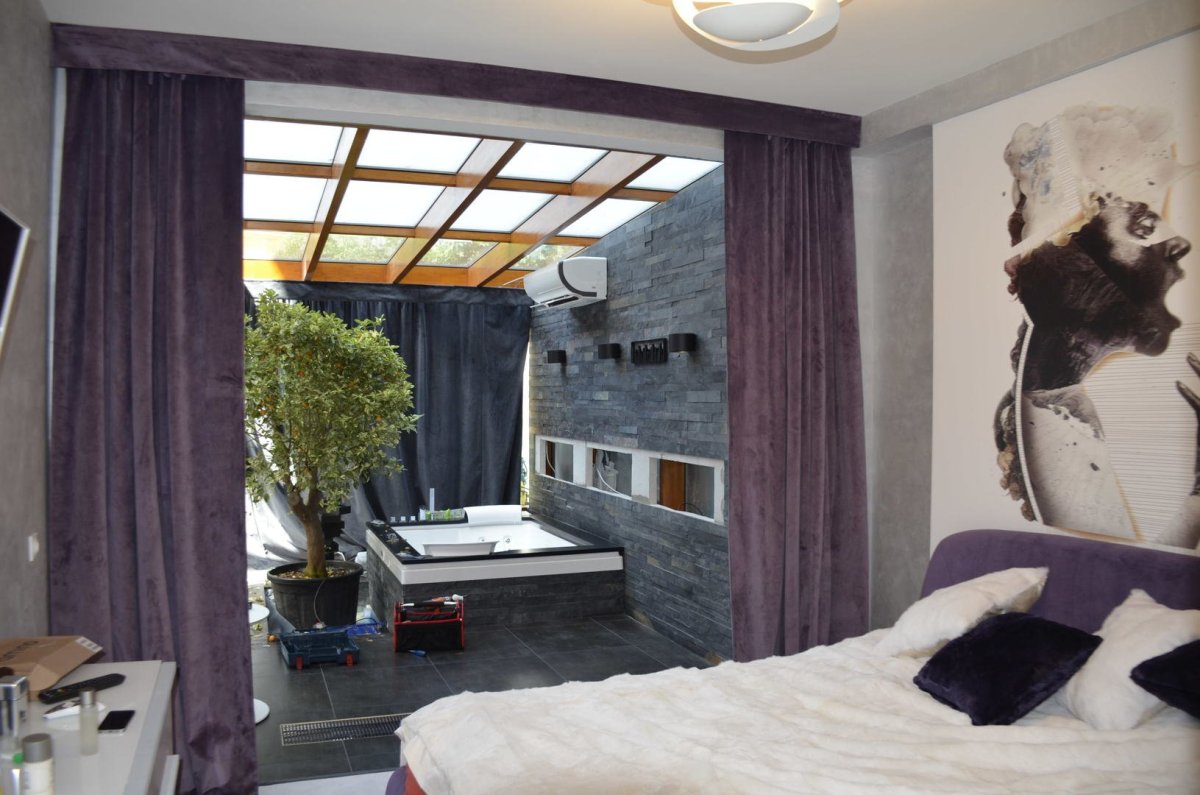 Зонирование шторами