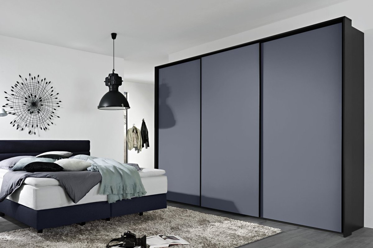 Молочно серый цвет шкаф