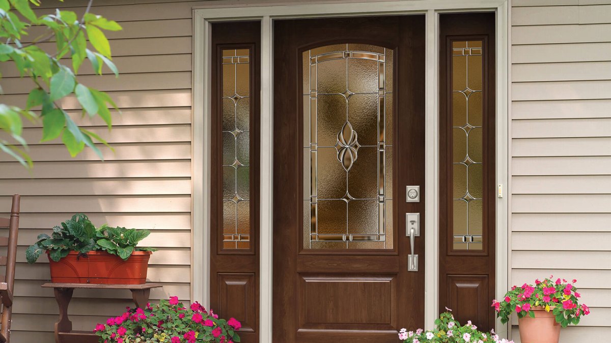 Наружная дверь в частный дом