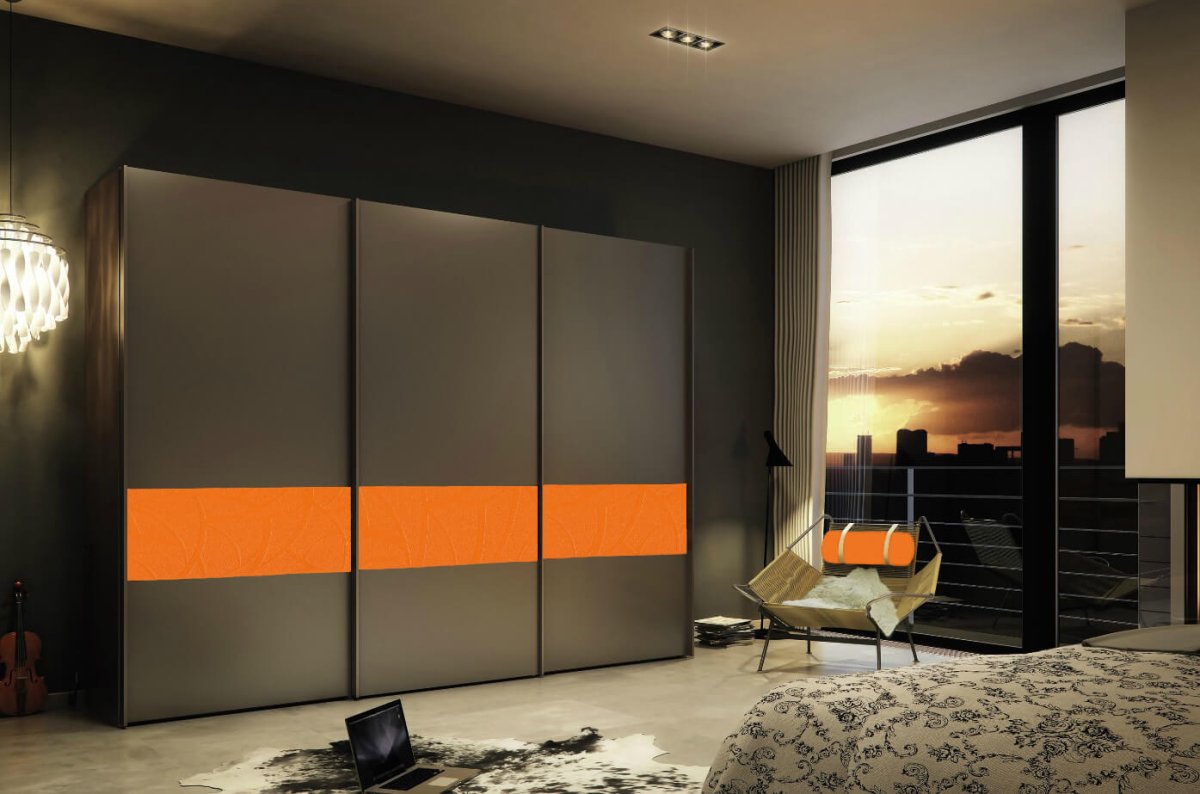 Шкаф бежево серый