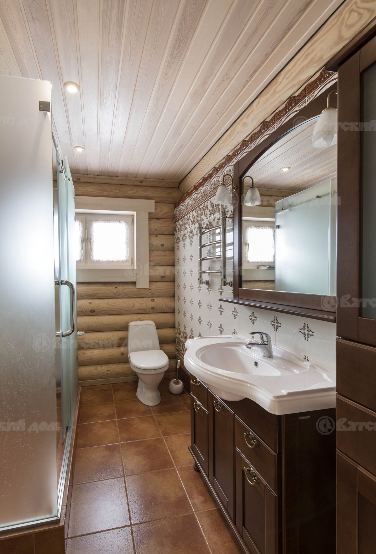 Ванная комната в деревянном доме