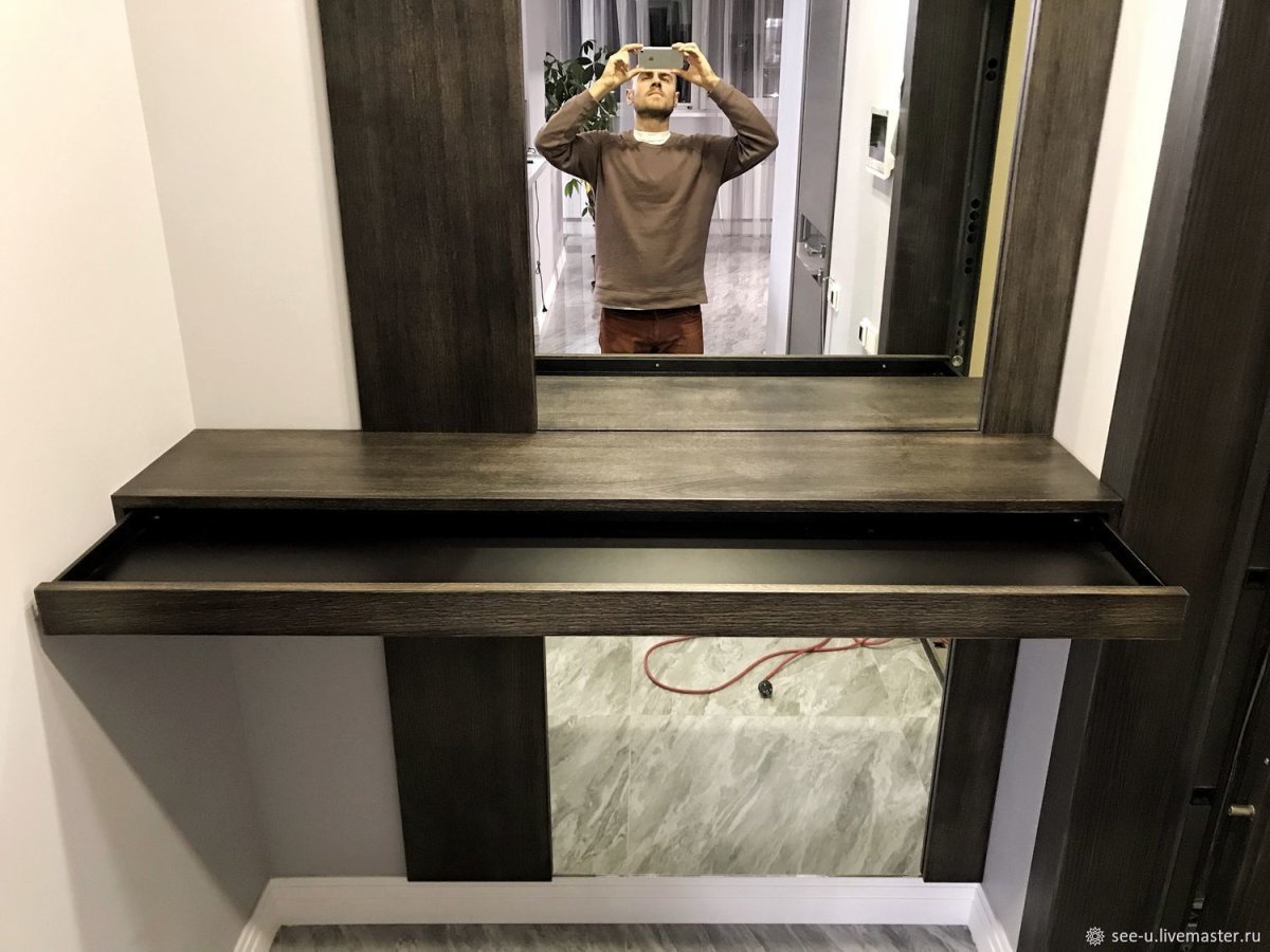 Маленькие прихожие с зеркалом