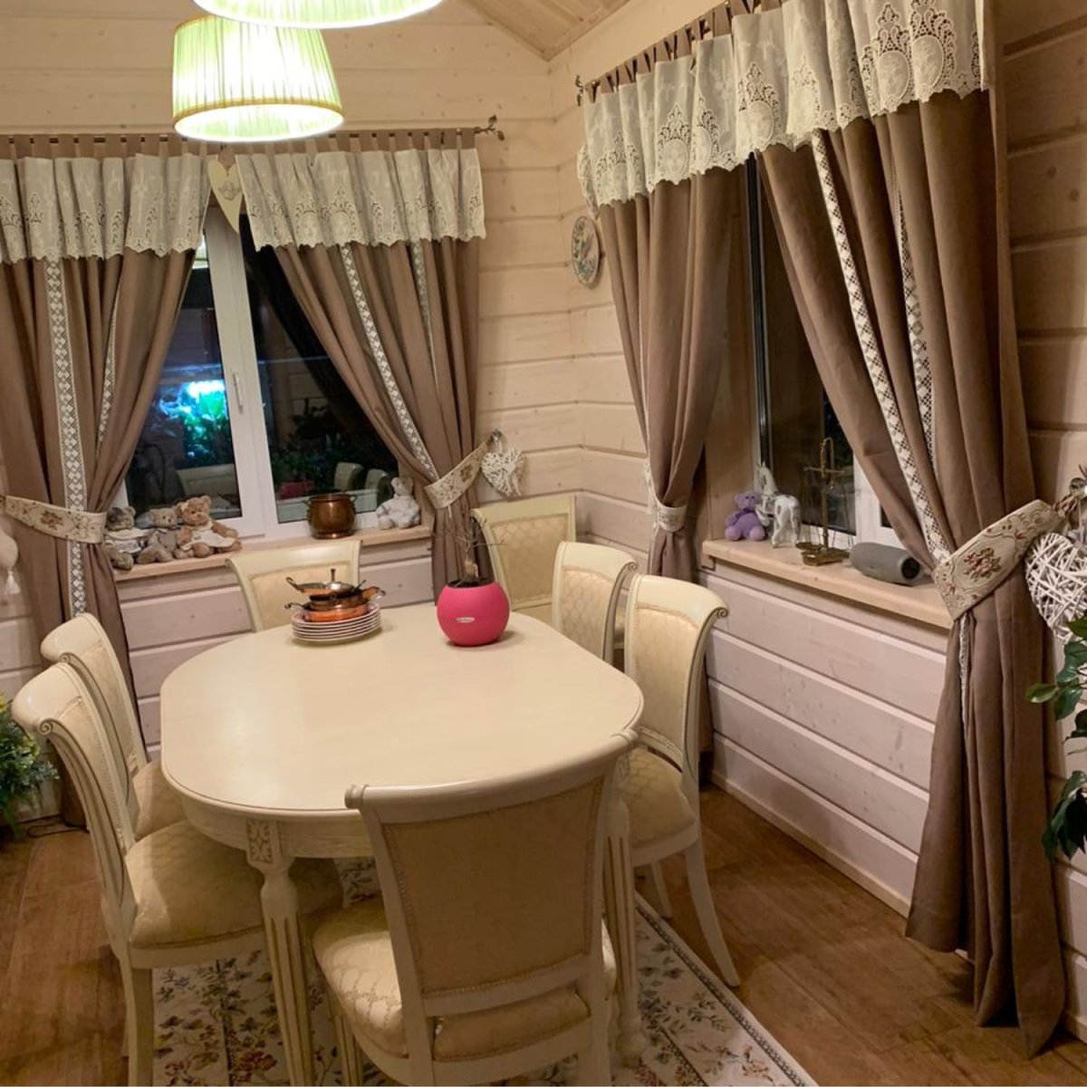 Интерьер деревянного дома