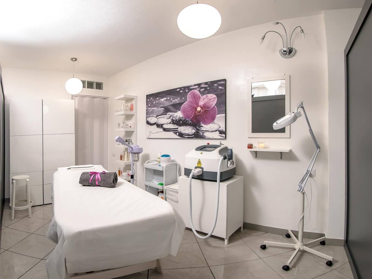 Уютный кабинет косметолога