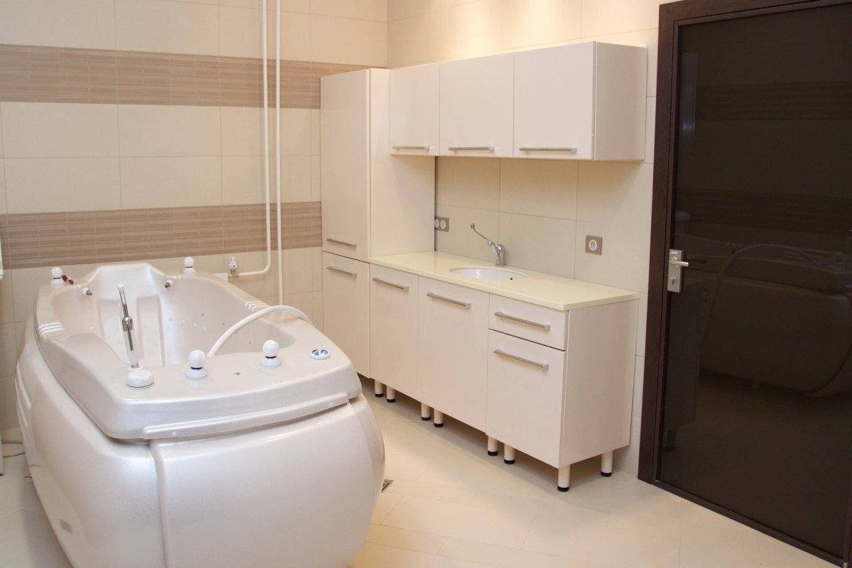 Парикмахерская Дыбенко 120а