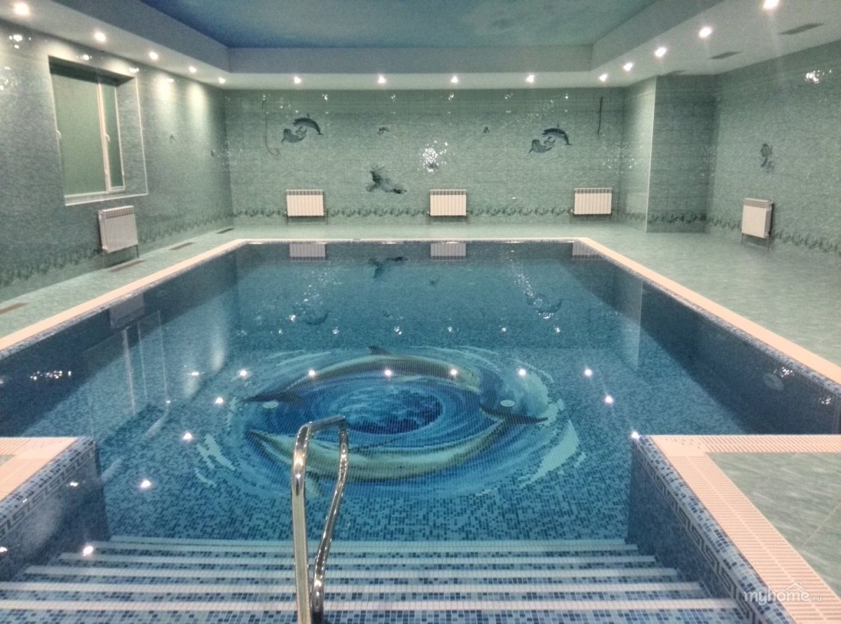 Мозаичный общественный бассейн