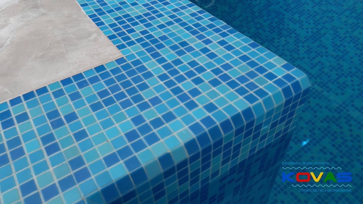 Укладка плитки в бассейне