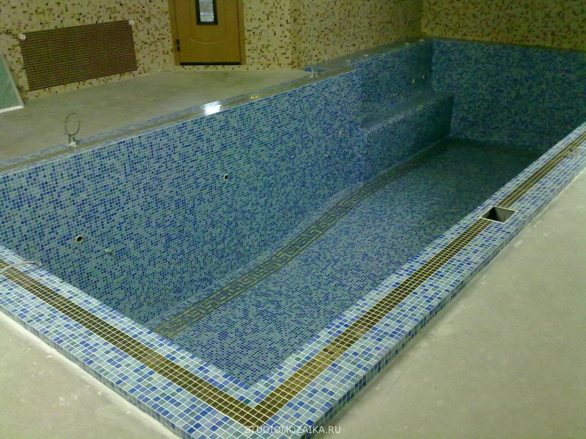 Мозаичный бассейн