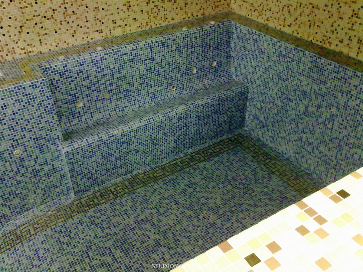 Для бассейн замазка