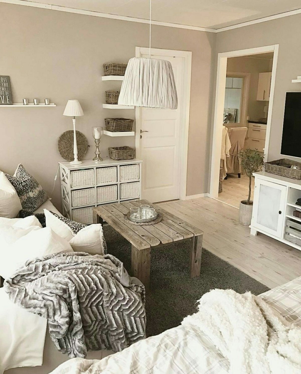 Спальня-гостиная икеа в интерьере