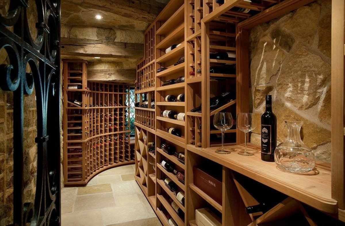 Винный погреб в стиле лофт