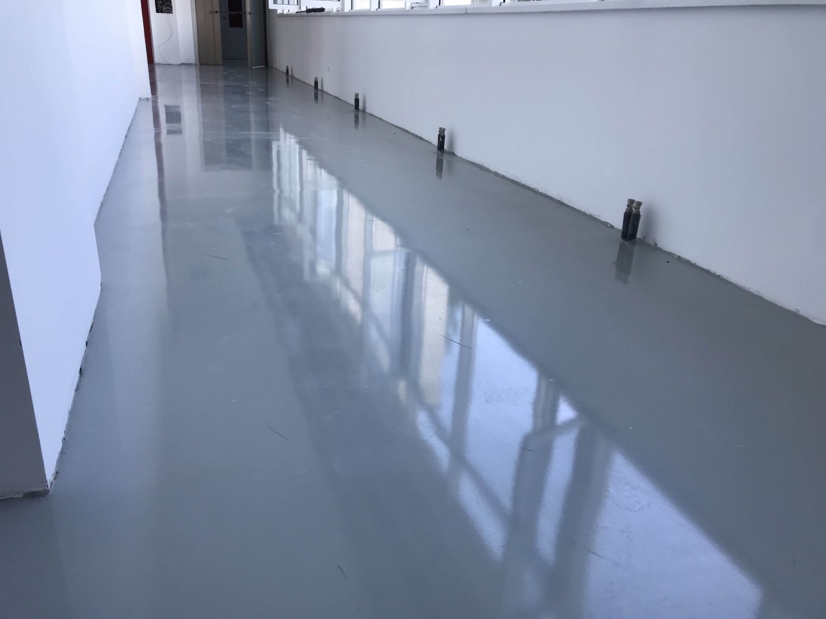 Наливной пол вишни