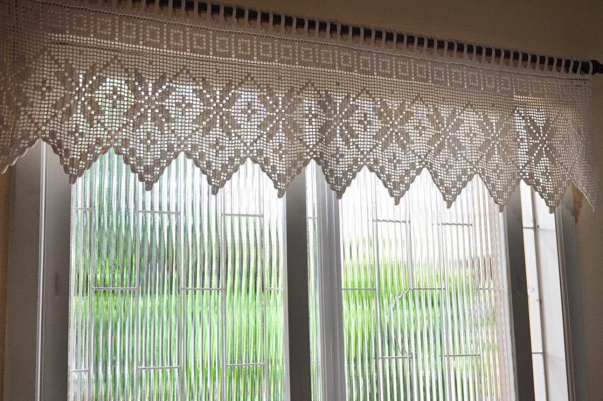 Шторы крючком для кухни