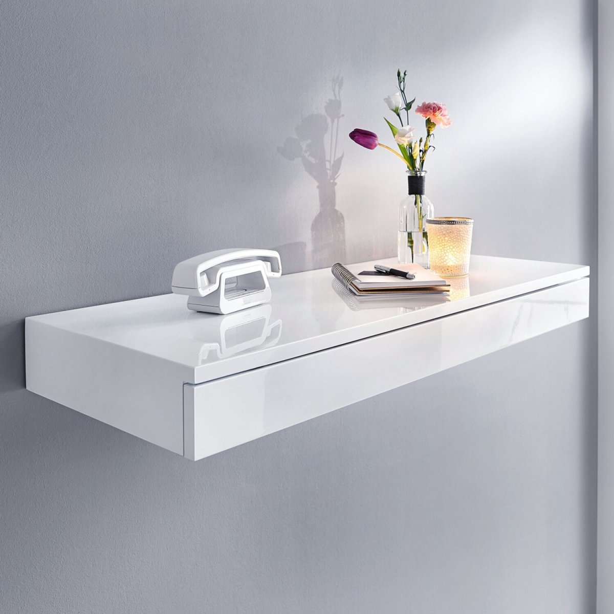 Зеркало и консоль в интерьере