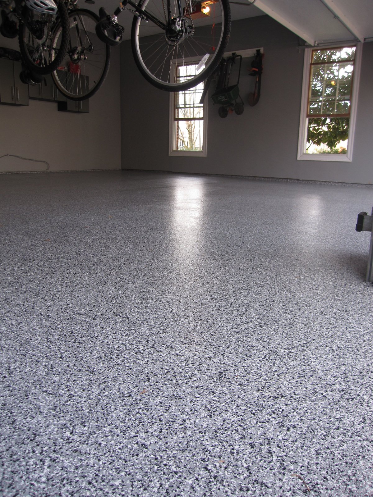 Эпоксидное покрытие для гаражного пола Garage Floor coating