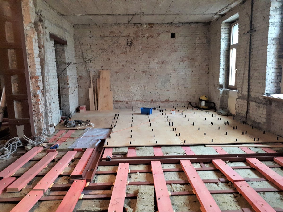 Демонтаж пола сталинка ж.б. перекрытия